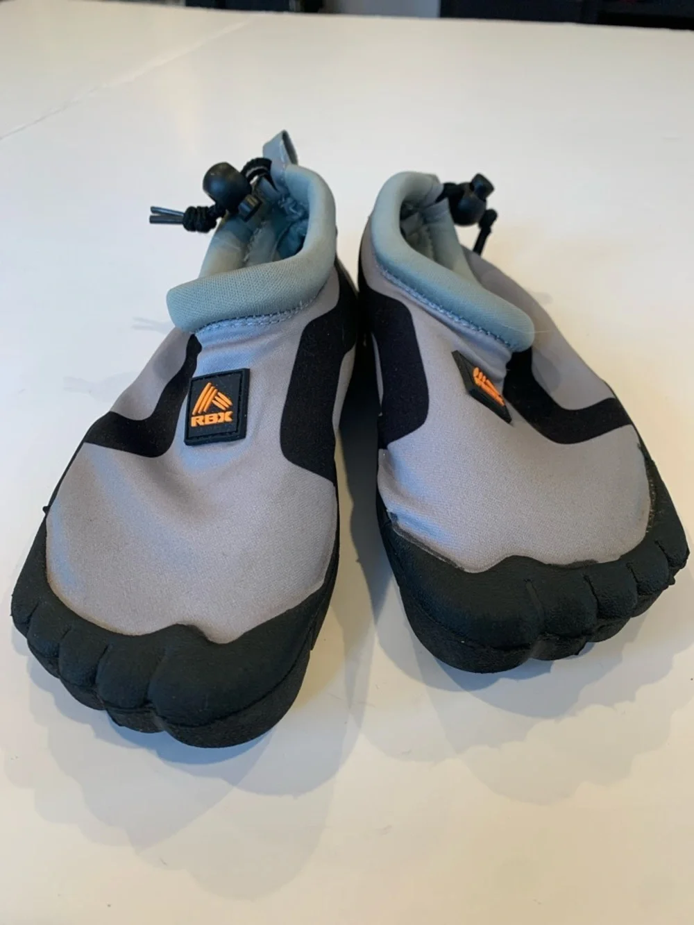 RBX Boys Youth Size 12/12 Gray and Black Five-Finger Toe Water Shoes